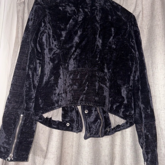 🌟 Free People Cropped Velvet Jacket 🌟 - Picture 8 of 8